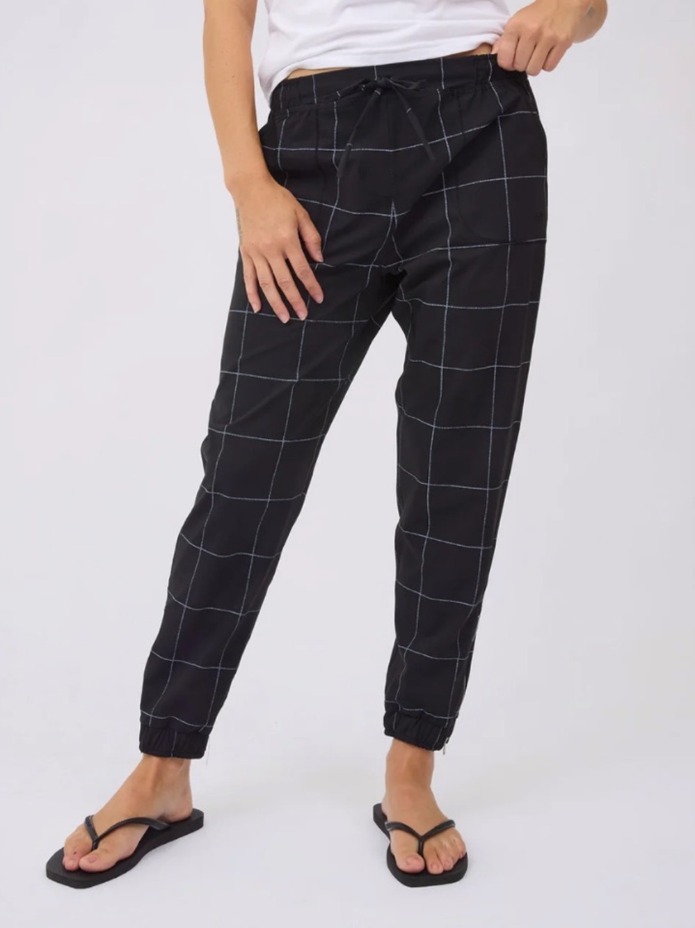 Albion Black Windowpane Jetsetters Size XSmall